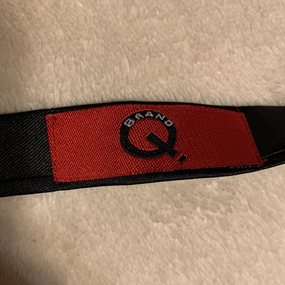 Brand Q Black long bow tie and pocket square, new - Picture 3 of 4